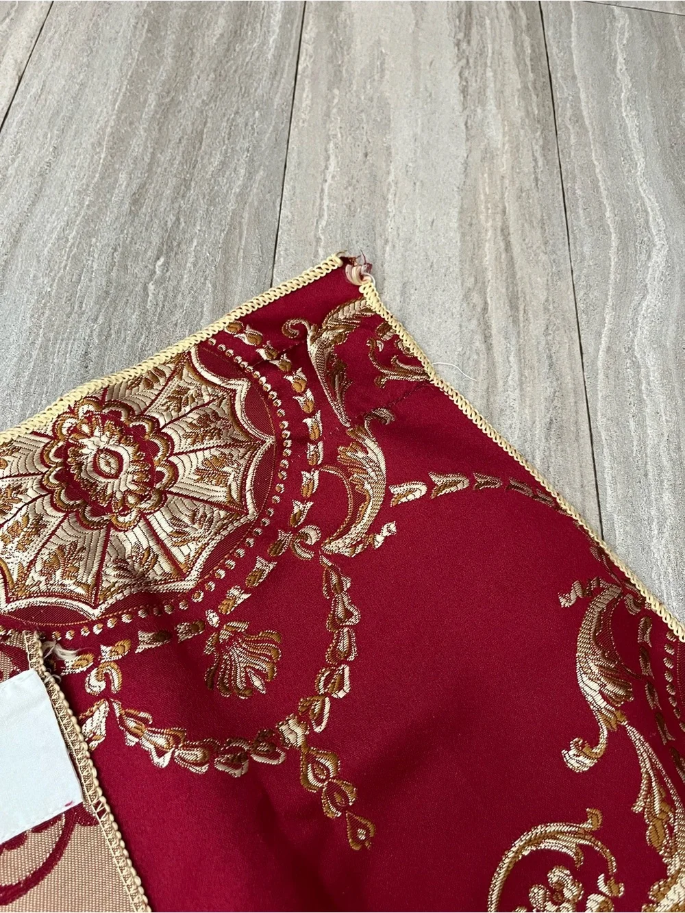 Nwot Prestige Damask 60